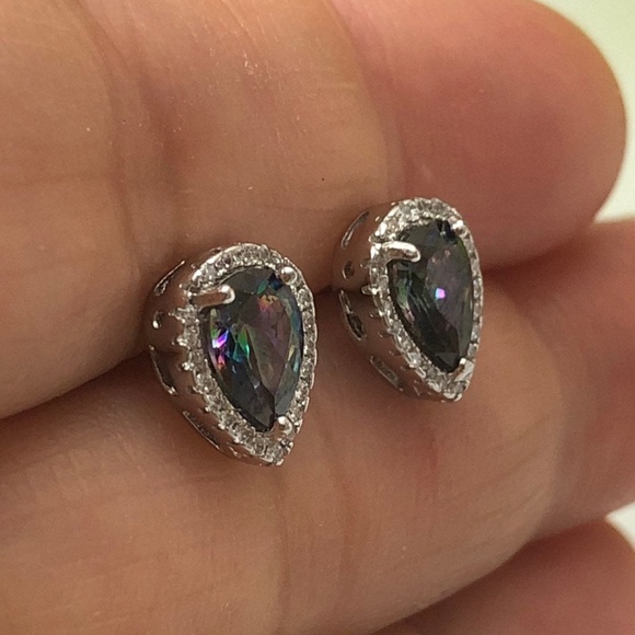 Teardrop Rainbow Mystic Topaz Stud Earrings NEW - Picture 3 of 7